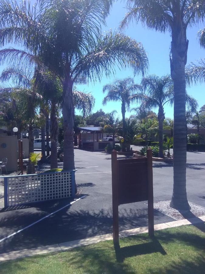 Seahorse Motel Cowes Bagian luar foto