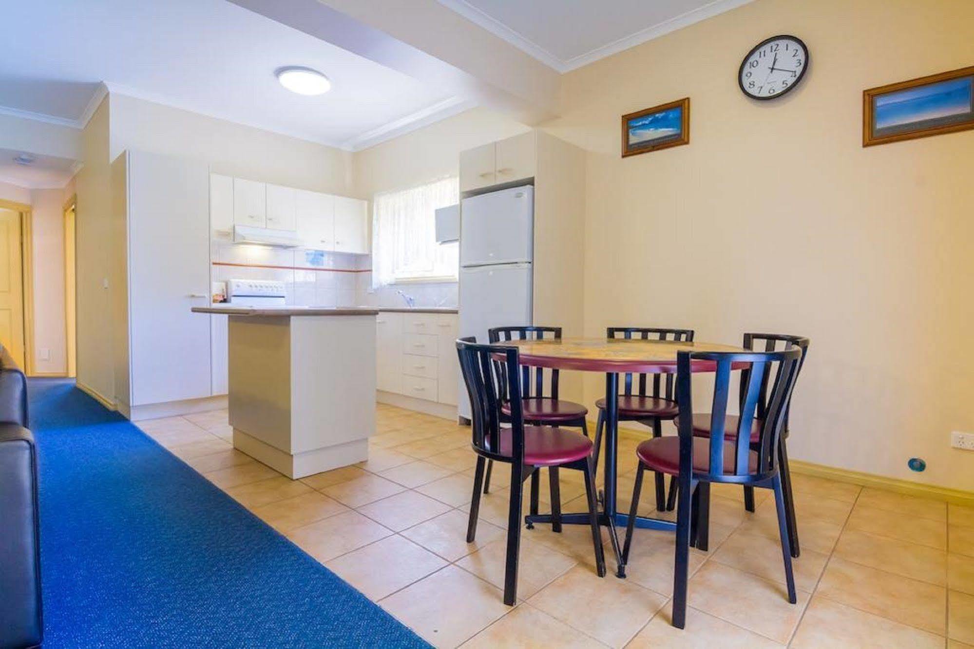 Seahorse Motel Cowes Bagian luar foto